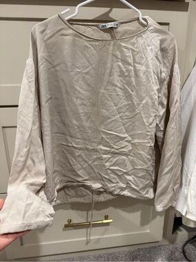 Zara Beige Drawstring Hem Long Sleeve Top